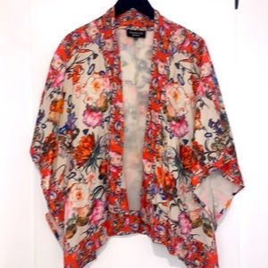 Tolani Floral Kimono One Size